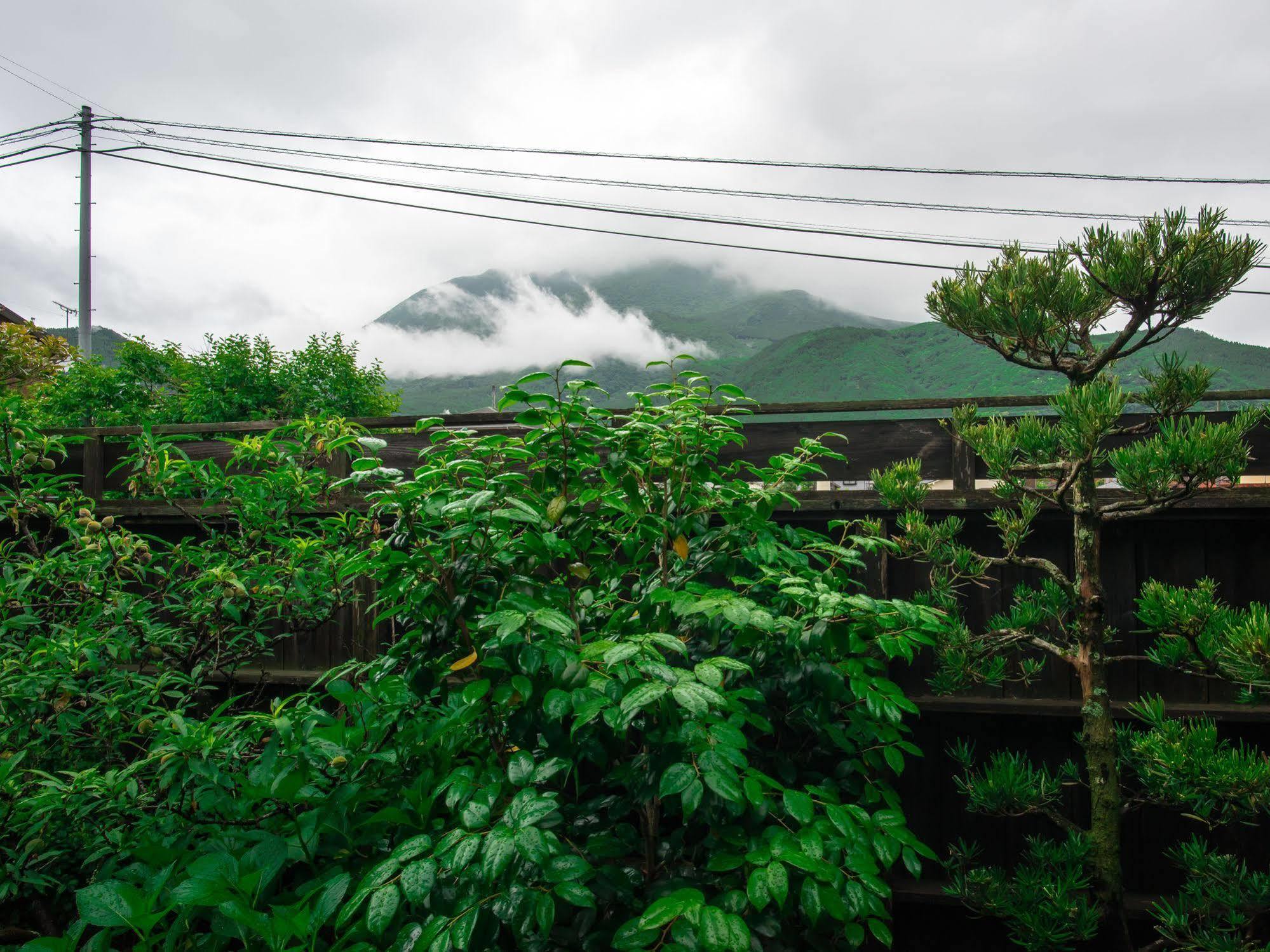 Yurari Rokumyo Hotel Yufu Bagian luar foto